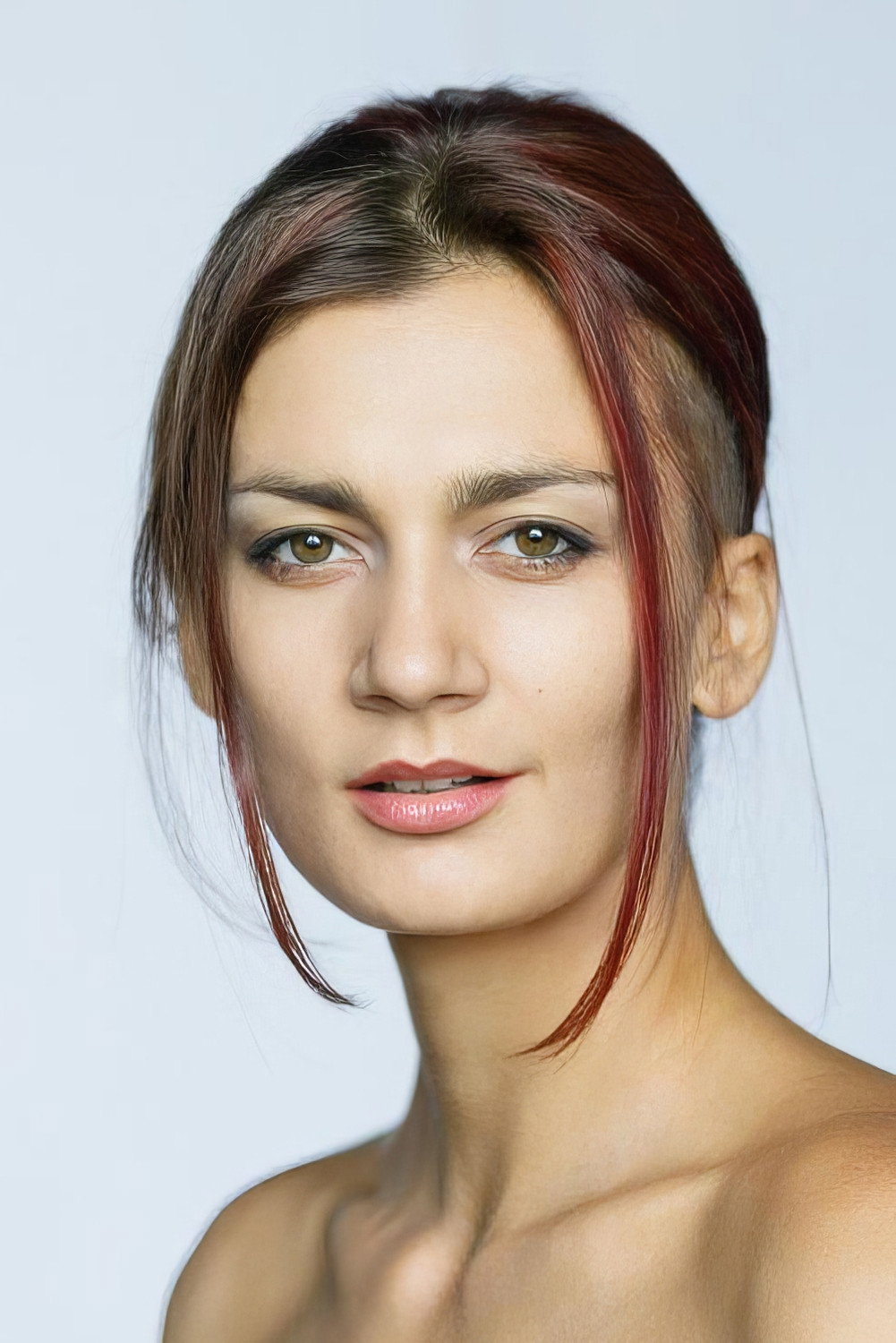 Ирина Вилкова as Vera in VIP Cop: New Year's Eve Mayhem