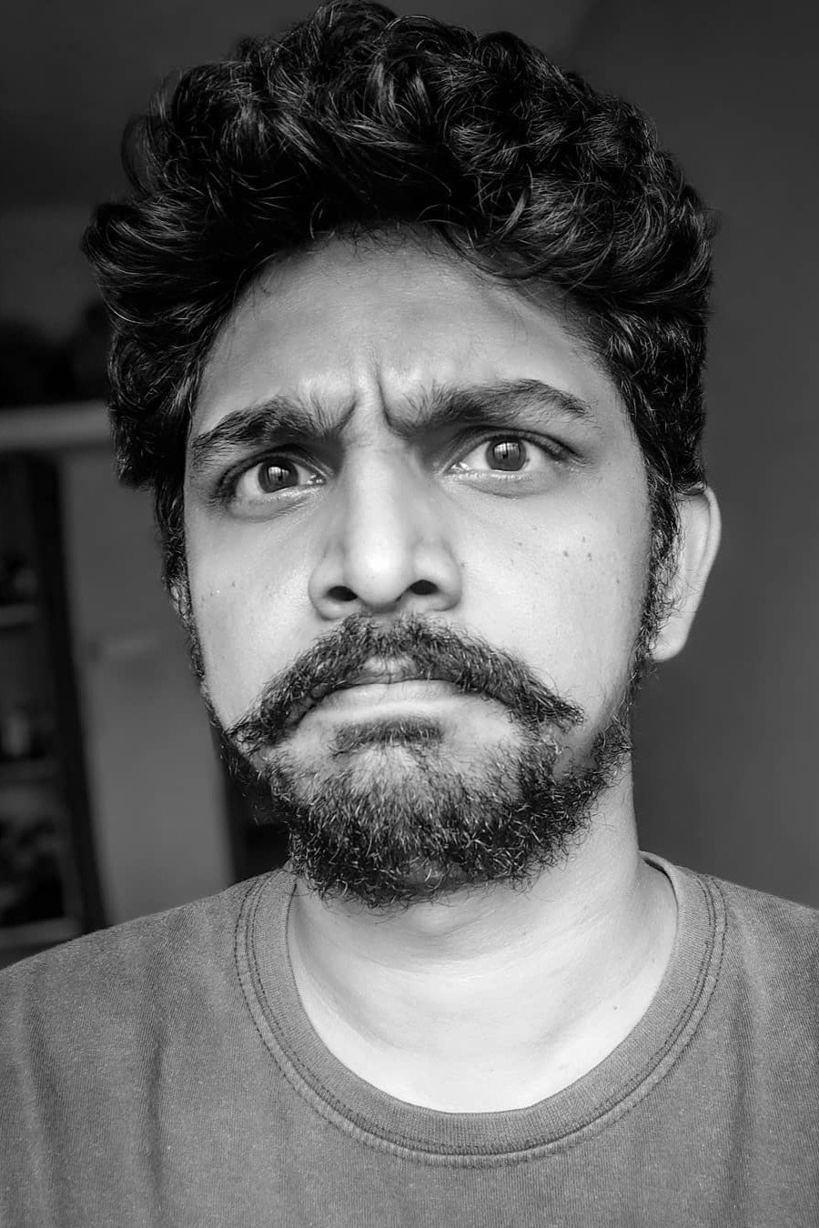 Jensan Diwakar as Siddhu in Aan Paavam Pollathathu