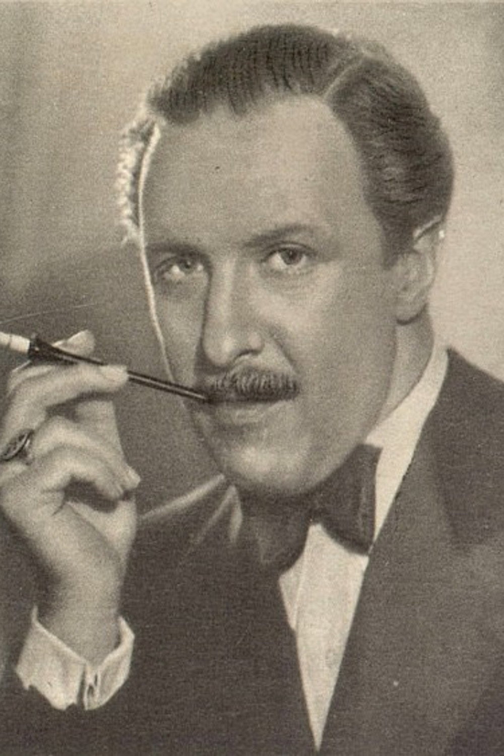Ferdinand Marian as Professor Viktor Arnim in Comedy Times Three
