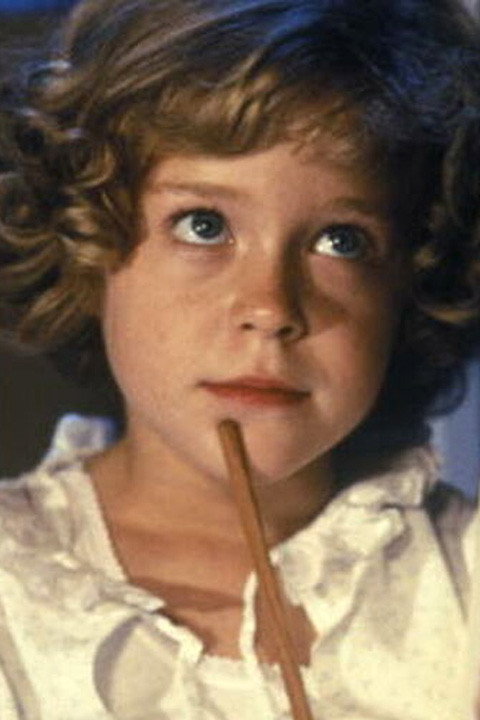 Cristina Cruz Mínguez as Celia Gálvez de Montalbán in Celia