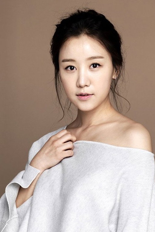 Choi Ja-hye as Park Soon-ok in Sunok