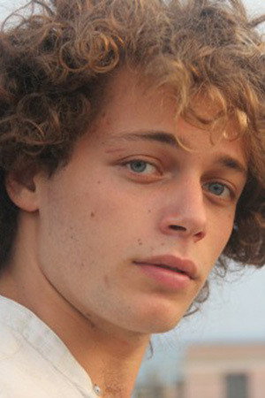 Ludovico Tersigni as Samuele in Slam