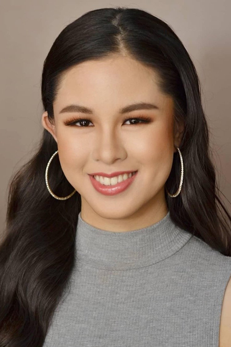 Kisses Delavin as Sheila Ubaldo in Playhouse