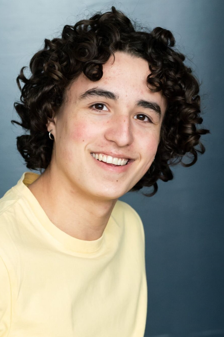 Rafael Luis Klein-Hessling as Gino in Sun and Concrete