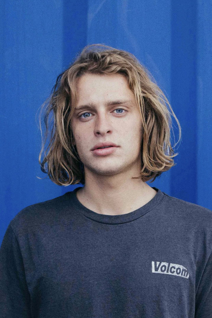 Axel Cruysberghs as Guest Skater in Rassvet - "I Missed You"
