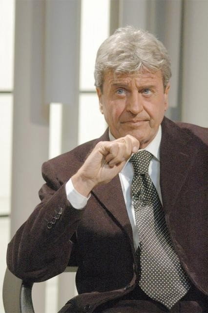 Stefano Antonucci as Sacerdote del secondo funerale in Fantozzi in Heaven