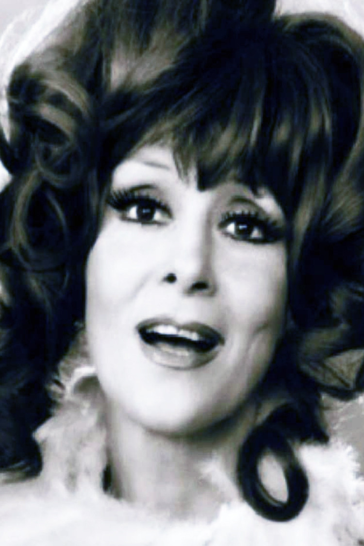 Diana Maggi as Márgara in La delatora