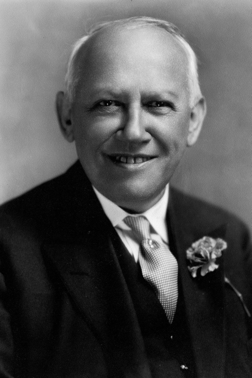 Carl Laemmle as Presenter in Sid's Long Count