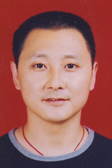 An Rongsheng as Deng Xiaoping in 走向大西南