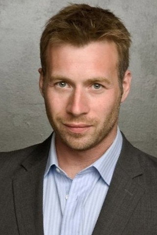 Alec McClure as Chris Hobbs in Queer as Folk