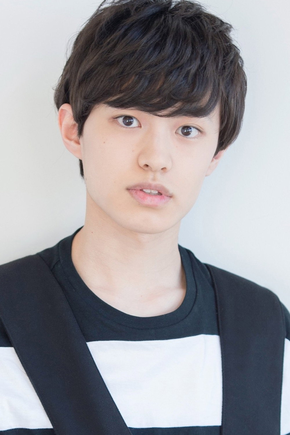 上村海成 as Subaru Yagi in Hot Gimmick: Girl Meets Boy