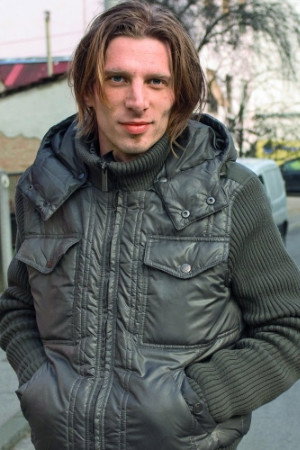 Edvin Dautović as Bongo in Smoggies