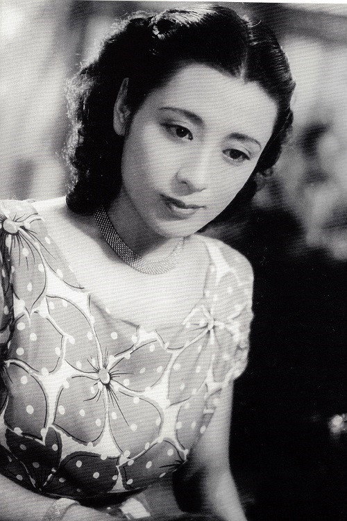 月丘千秋 as 東静香（ヒカルの母） in Lightspeed Esper