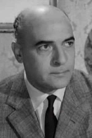 Gianni Solaro as Sutton in La Cittadella