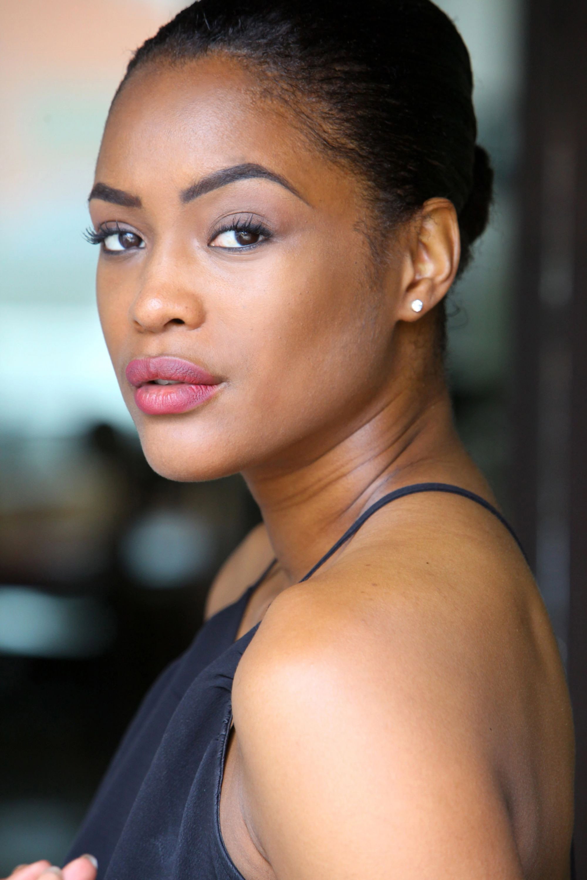 Tiana Benjamin as Tara in Fast Girls