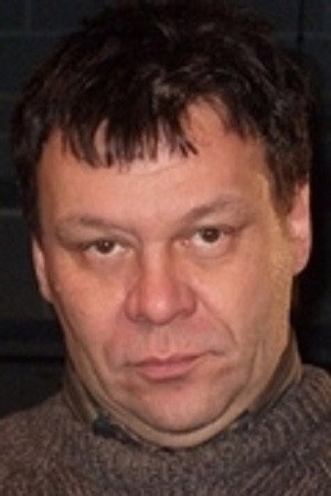 Андрей Дымшаков as unckle Kolya in Wolfy