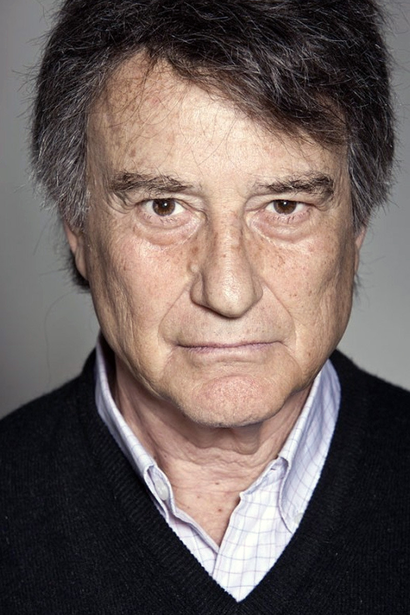Arturo Goetz as Arturo in Natural Sciences