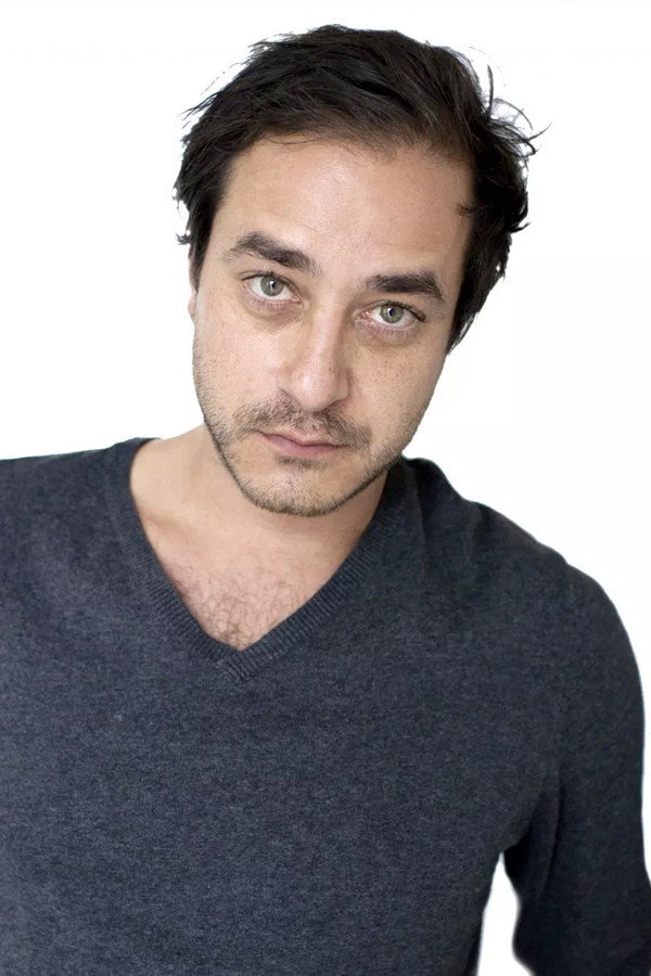 Andrés Almeida as Nefastofeles in Diablo Guardián