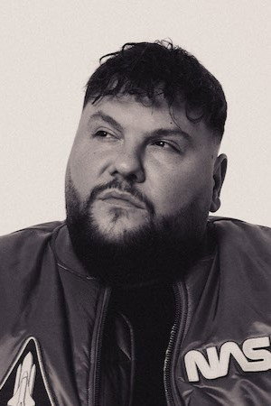 Bozza as Self in Red Bull Soundclash 2022: Team Bozza gegen Team Badmómzjay