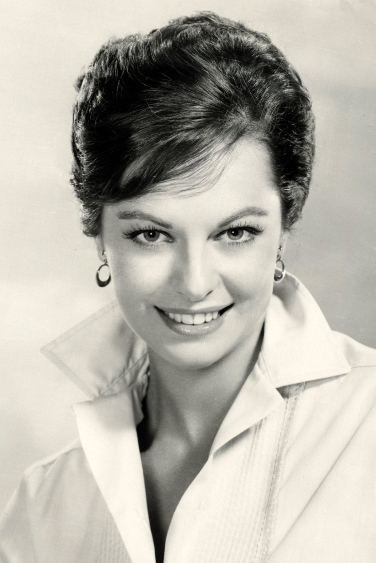 Joyce Taylor as Anne Hardesty in The FBI Story