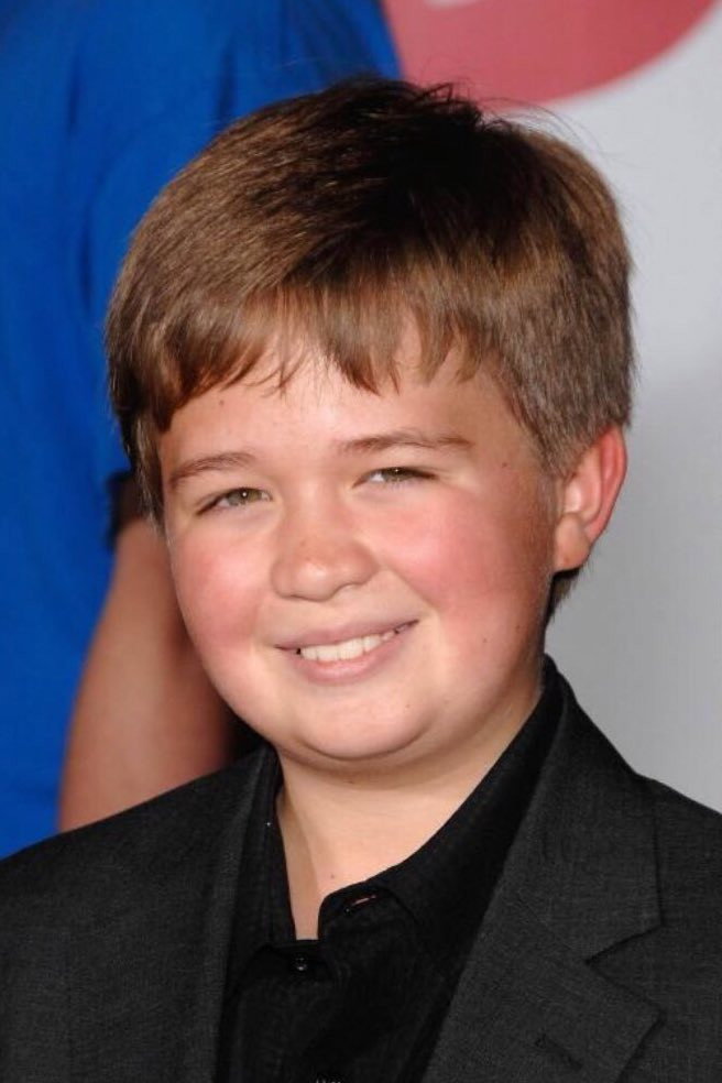 Conner Rayburn as Zach in Old Dogs