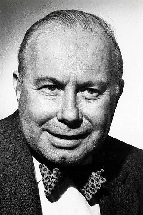 Percy Helton as Frank in Criss Cross