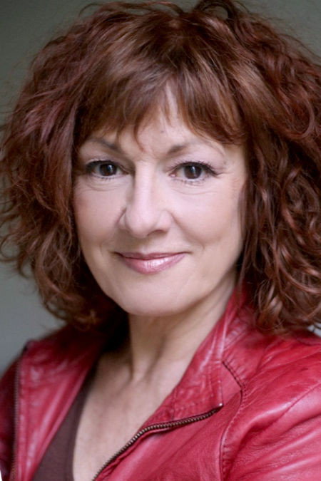 Marie Arnaudy as Hélène in Fugues