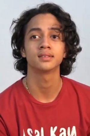 Dewa Dayana as Danny in Cool Boy VS Cool Girl