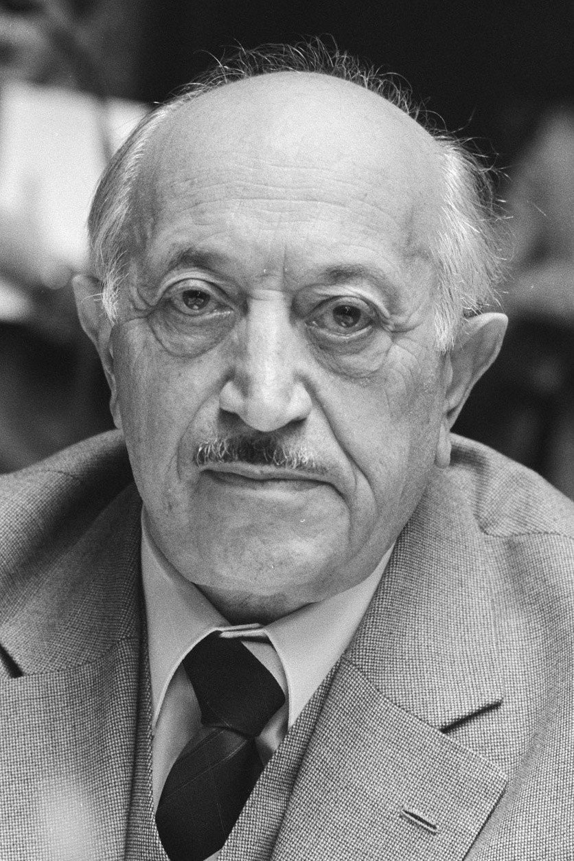Simon Wiesenthal as Self in The Power of Good: Nicholas Winton
