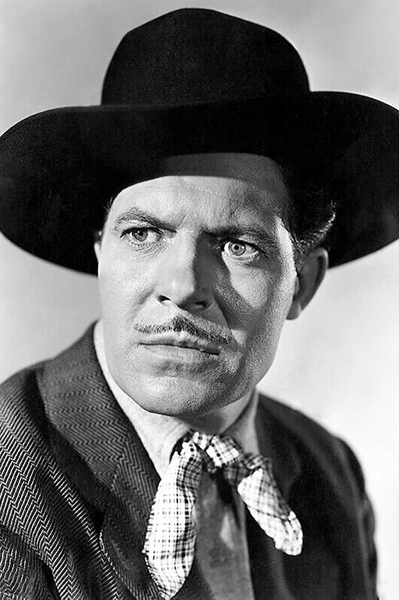 Hugh Prosser as Tom Sneed in Vacation Days