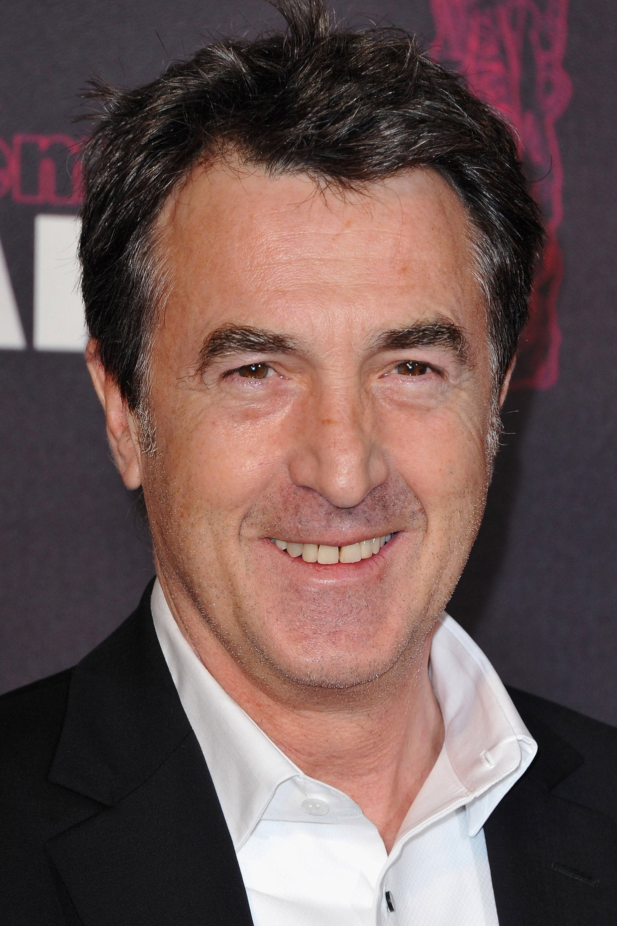 François Cluzet as Père Enfaintin in L'Algérie des chimères