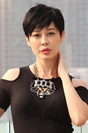 孫佳君 as Karen in 殺し屋1