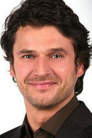 Sébastien Courivaud as Marc Broman in Seconde Chance