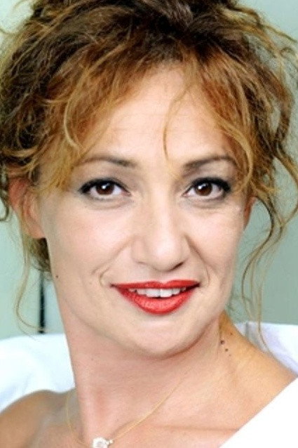 Alessandra Borgia as Elena Tagliavini in Querido Fidel