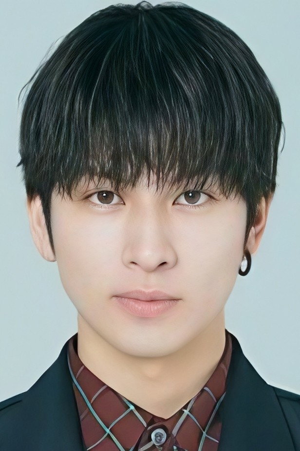 長谷川慎 as Akihiro Miyata in Love Is Better the Second Time Around