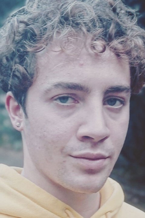 Riccardo Bombagi as Riccardo in The Giants