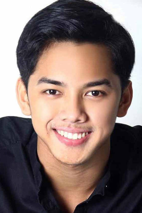 Sean de Guzman as Leloy in Island of Desire