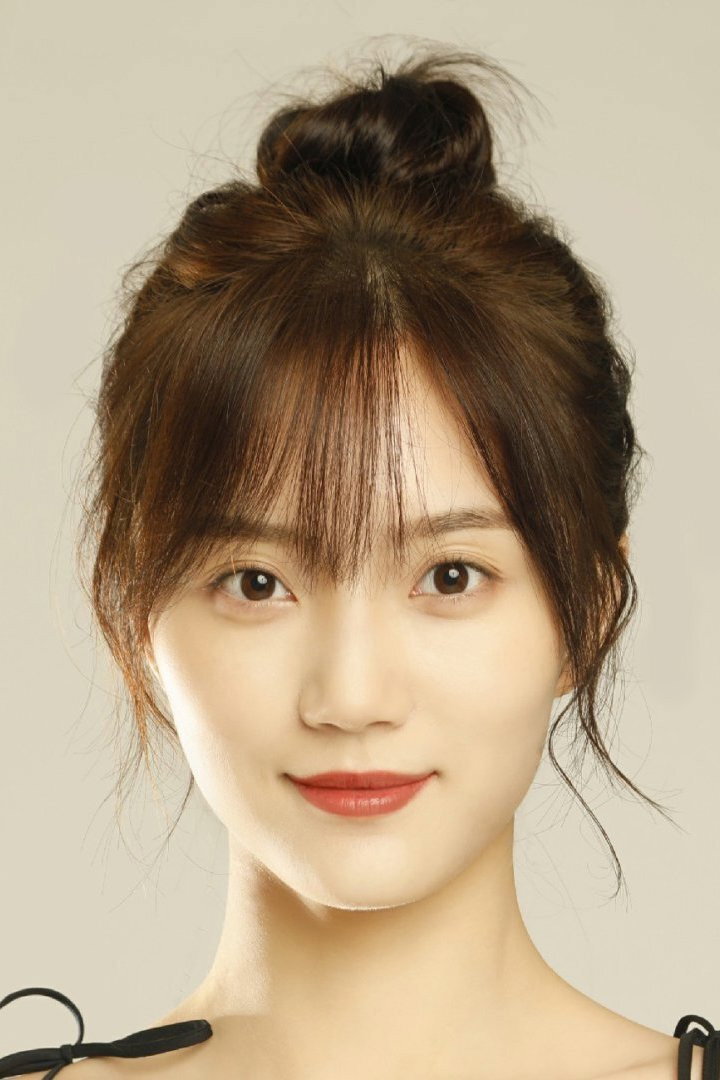 Gao Weiman as Xiao Xi in The Exorcist