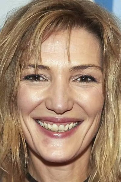 Andrea Vagn Jensen as Ulla Snedker in Strisser på Samsø