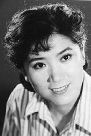Qi Guirong as 阿妈 in The Fire Boy