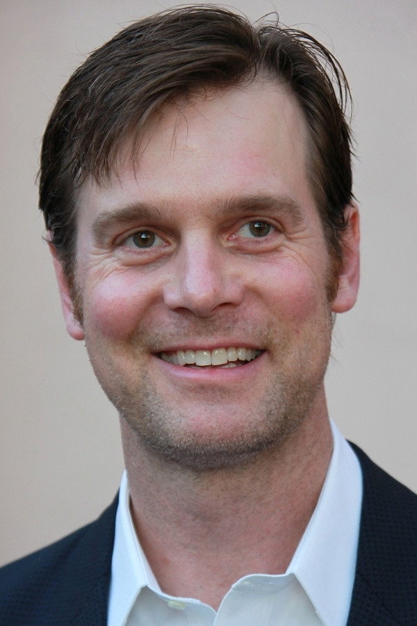 Peter Krause as Benjamin Jones in The Catch