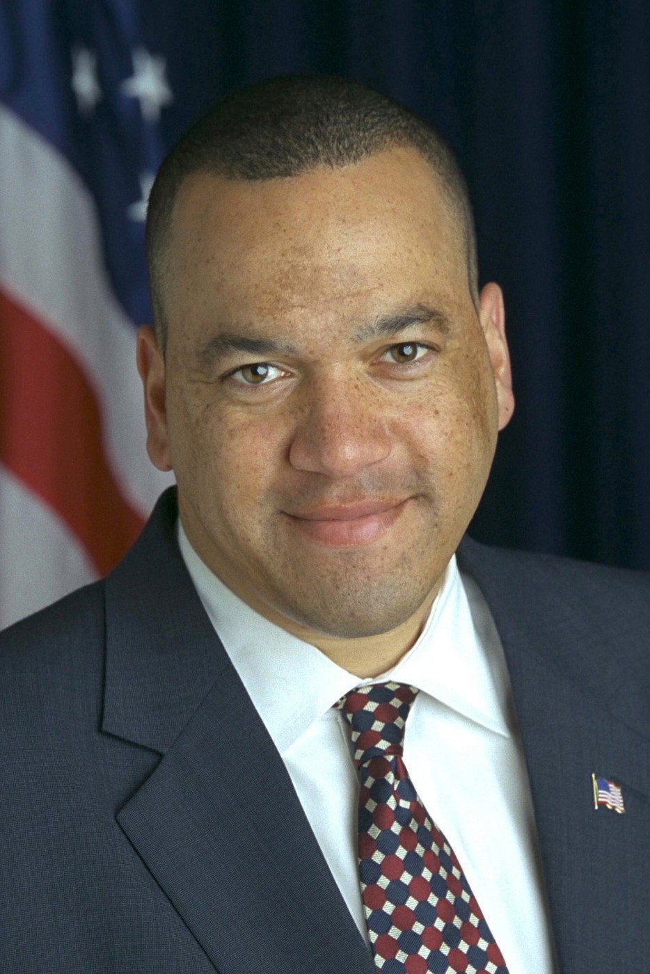Eric Draper as Self in Mitt
