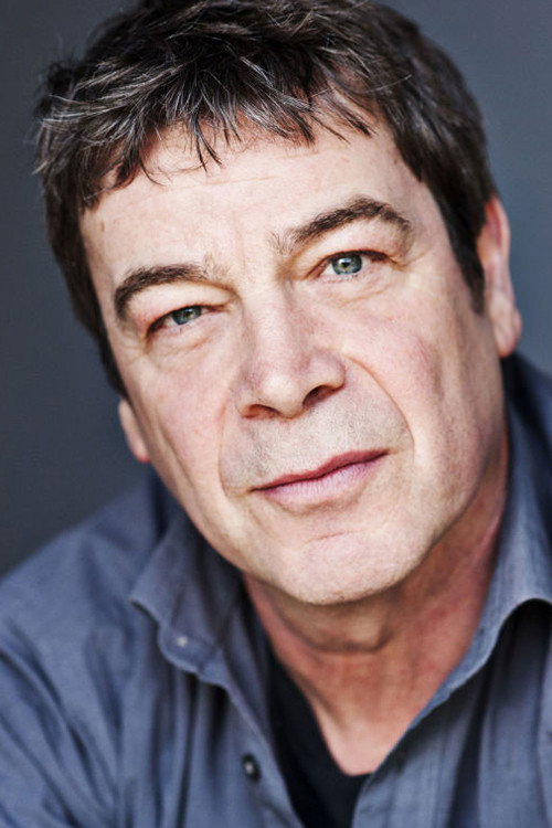 Richard Hawley as Dave Matthews in Family Affairs