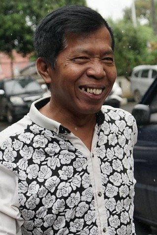 Kiwil as Kiwil (Daus' Chauffeur) in Screwball