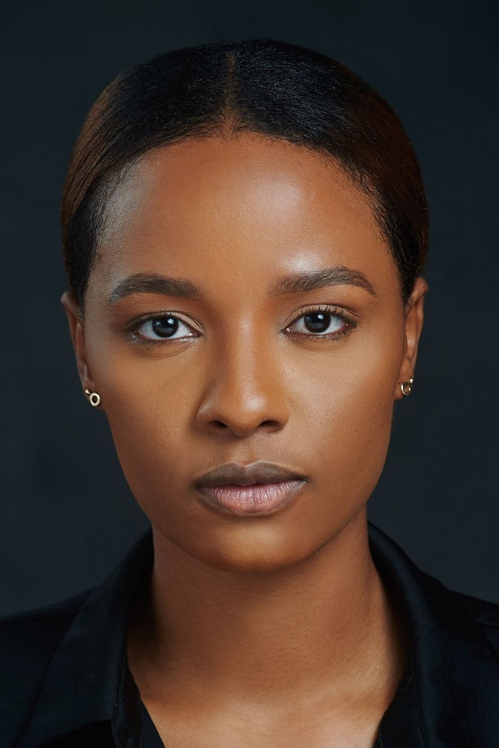 Efon Wini as Bola in My Father's Shadow