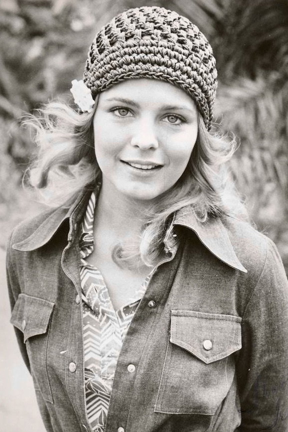 Trish Stewart as Jeannette Fowler in Wild Times