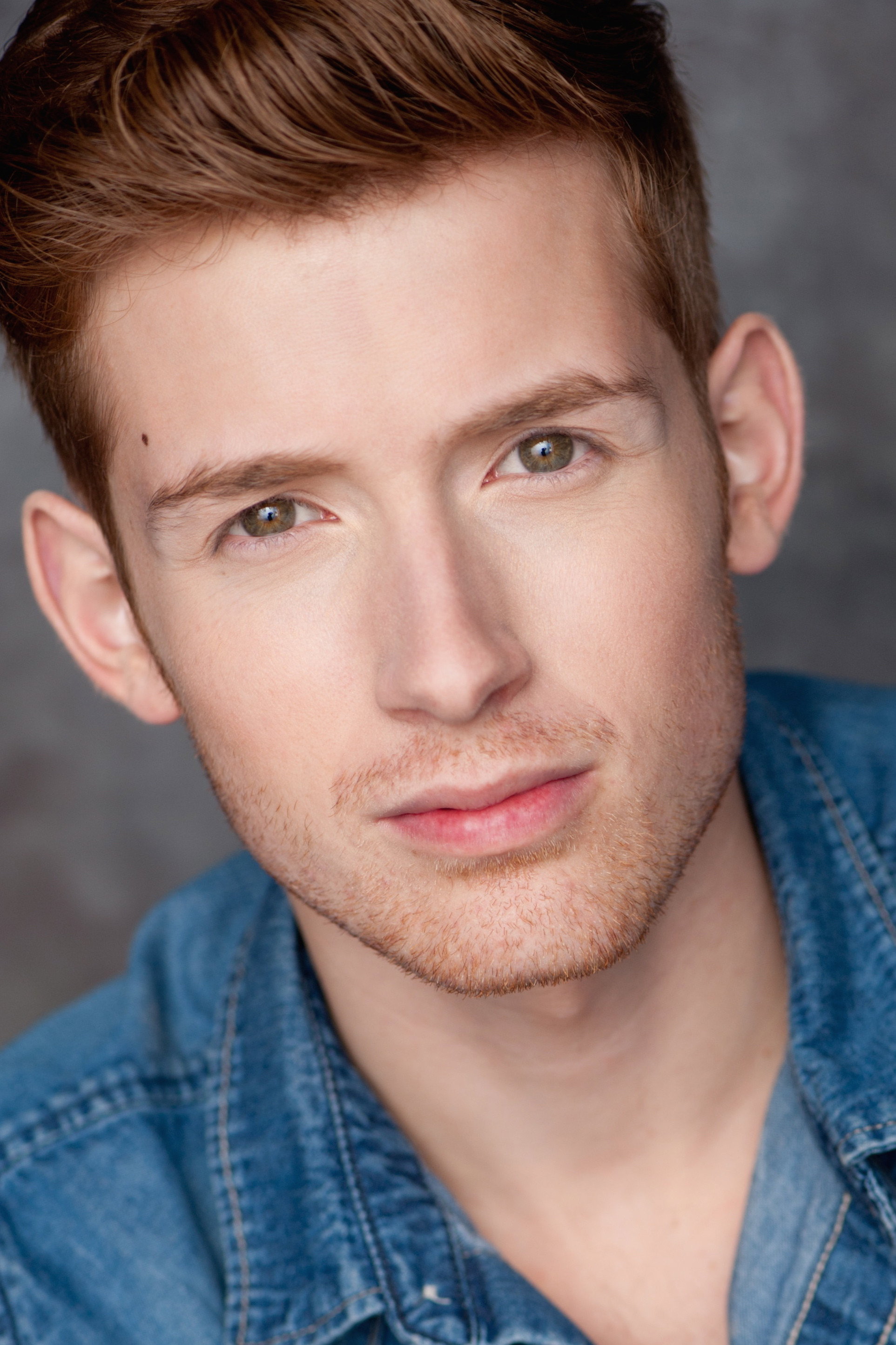 Daniel David Stewart as Jeff Kahn in Memory of a Killer