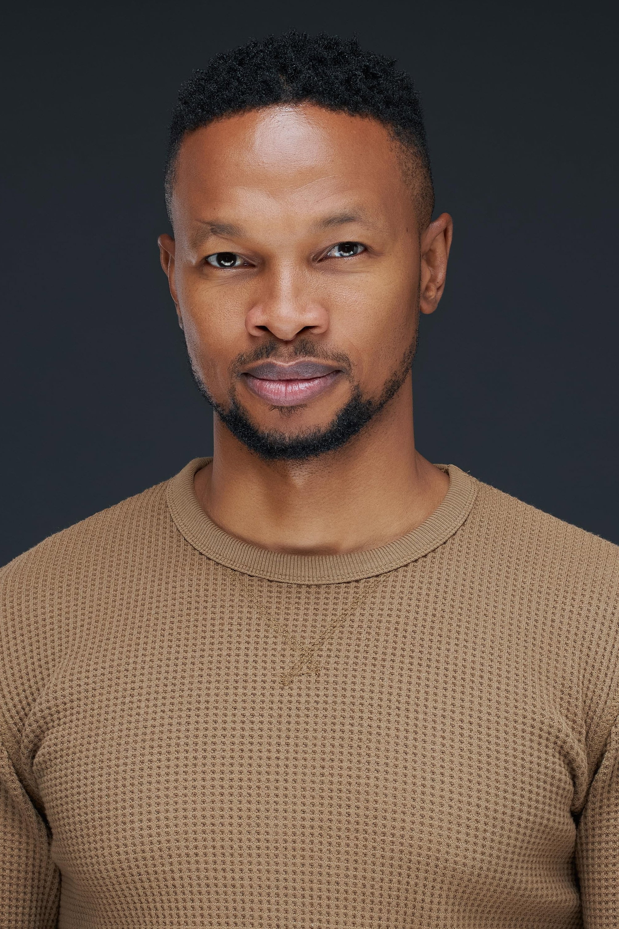 Theo Bongani Ndyalvane as DEA Agent in ILLVILLE