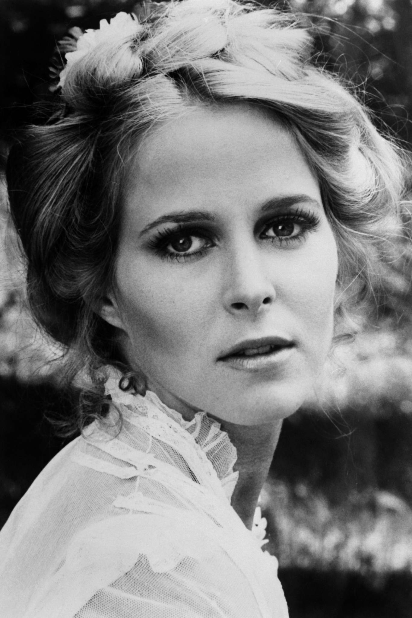 Nina Axelrod as Susie Fuller in Time Walker