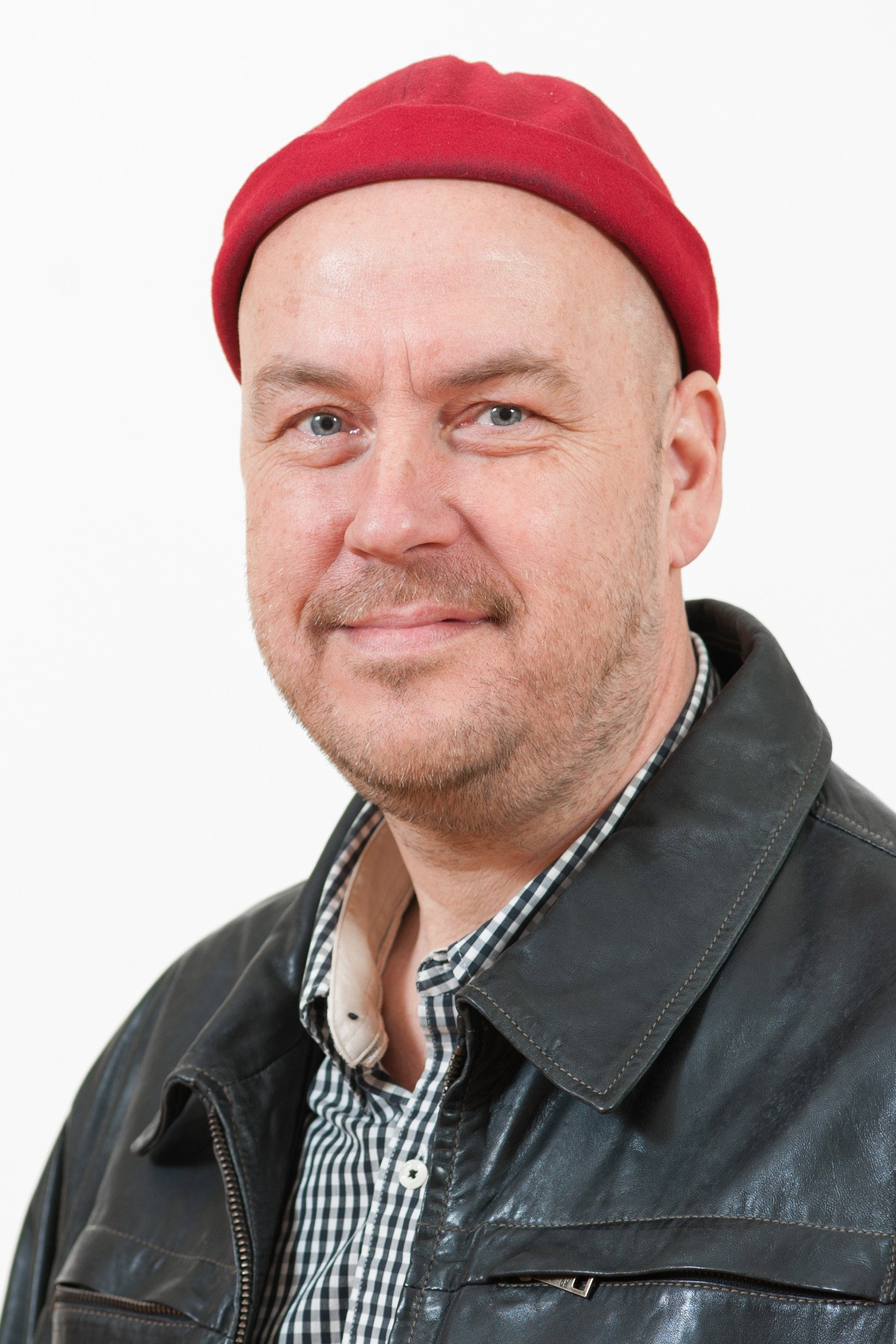 Artur Talvik as Mark Kivisaar in Marraskuun harmaa valo